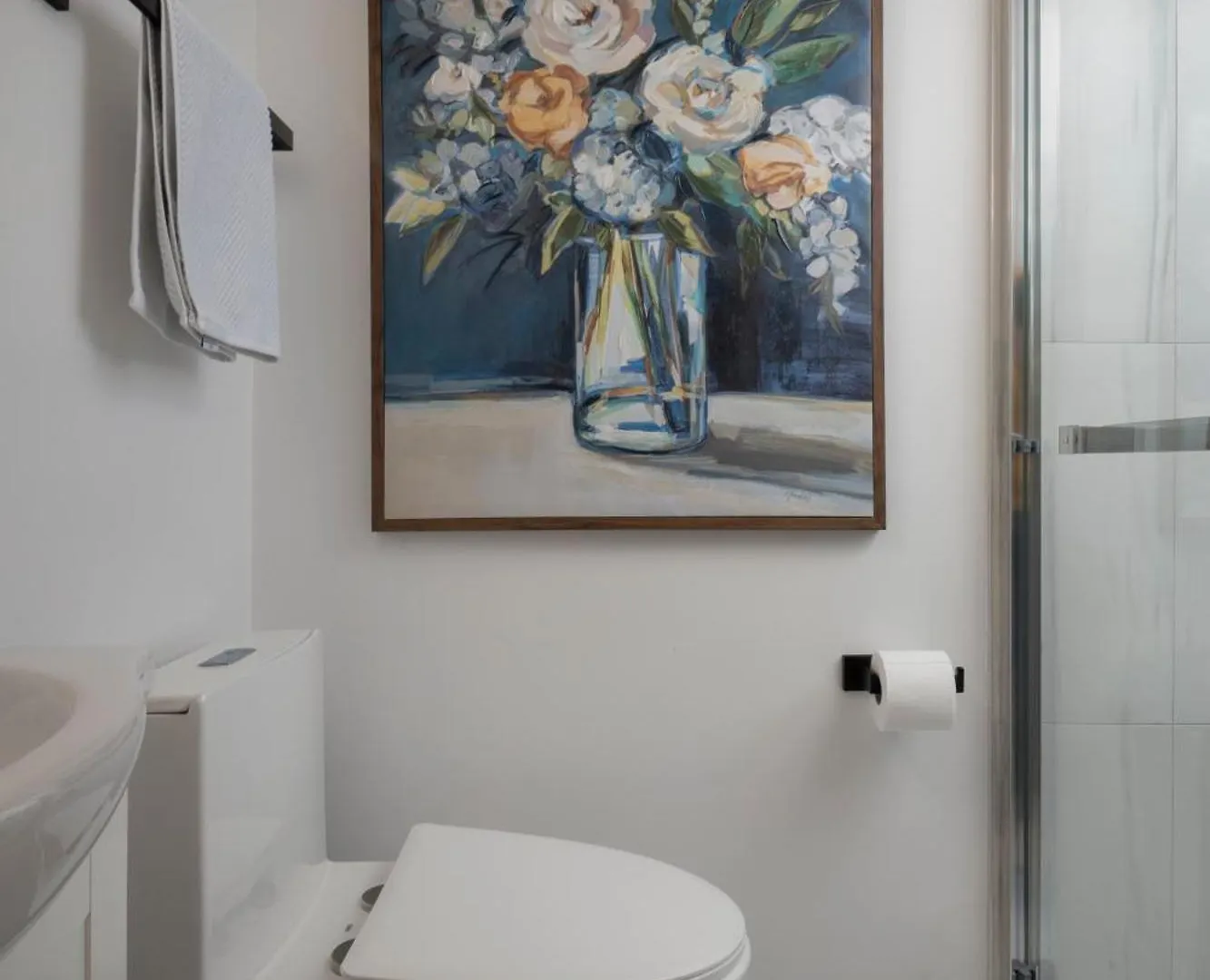 Chaplin Crescent Apartment Toronto