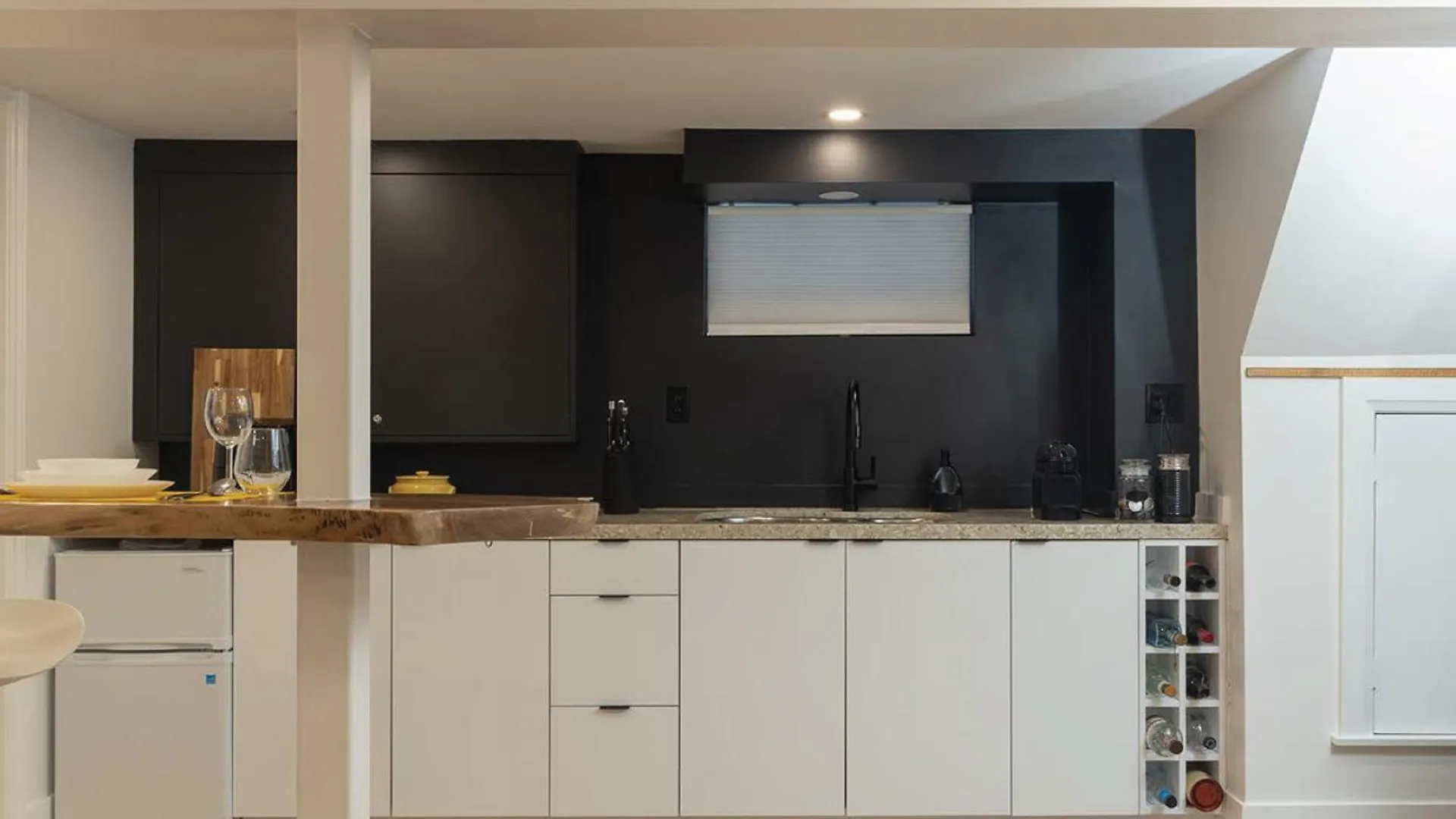 Chaplin Crescent Apartment Toronto